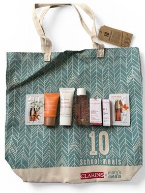 Clarins Sample Skincare Set with Teal and Cream Tote